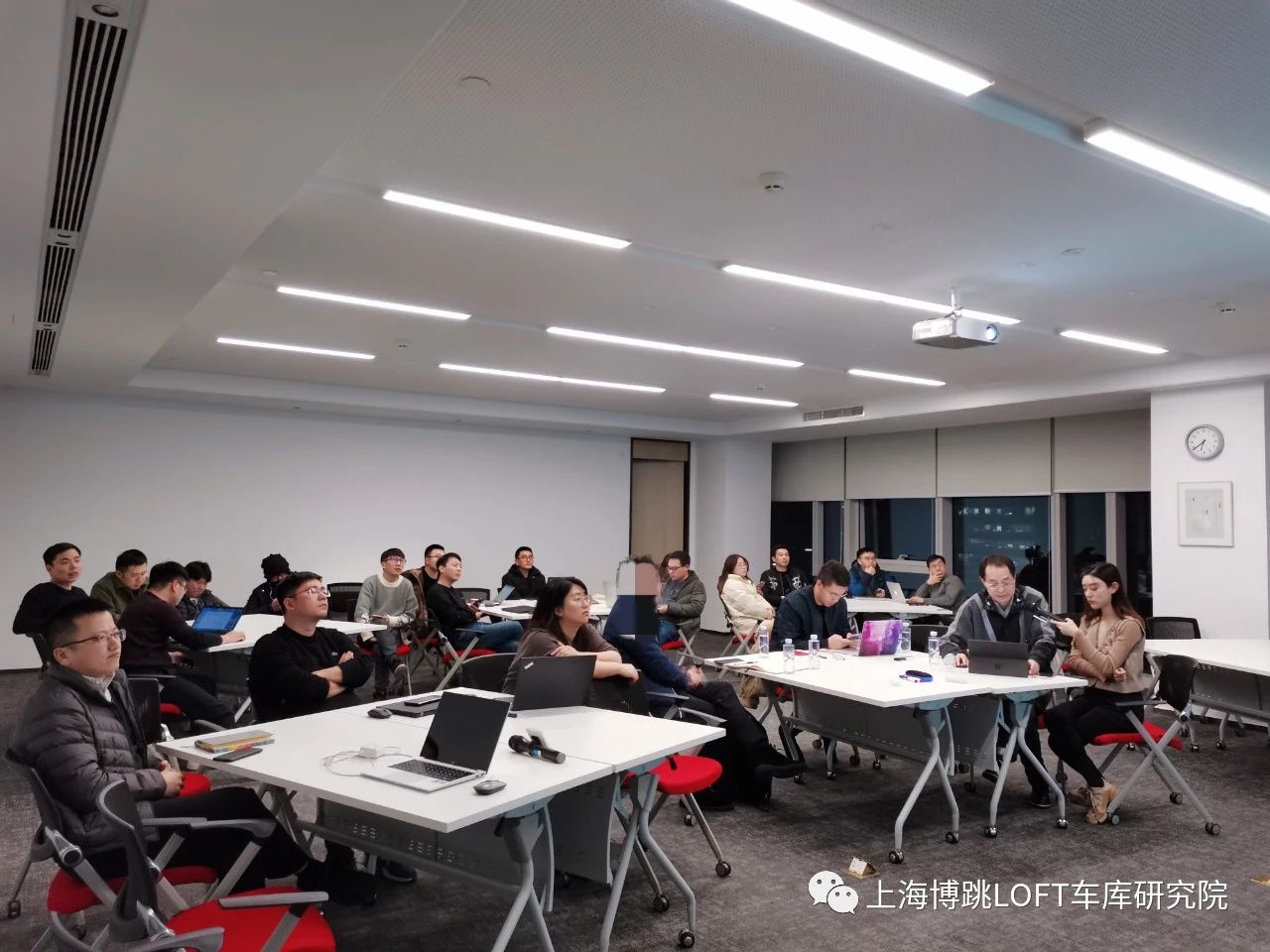 北屯杭州LOFT车库专题会